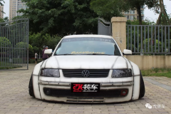 成都车友丨爆冷风格的大众帕萨特，改完后半年不用洗车！