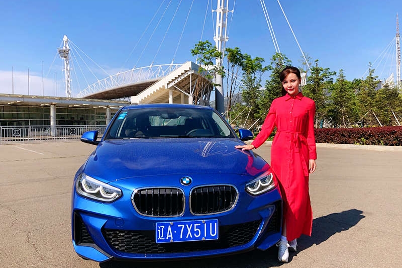 试驾体验宝马118iM：三缸1.5T+6AT 跑个测试场 瞬间心动