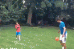 论跨界踢球，网球场有纳达尔，篮球界有纳什