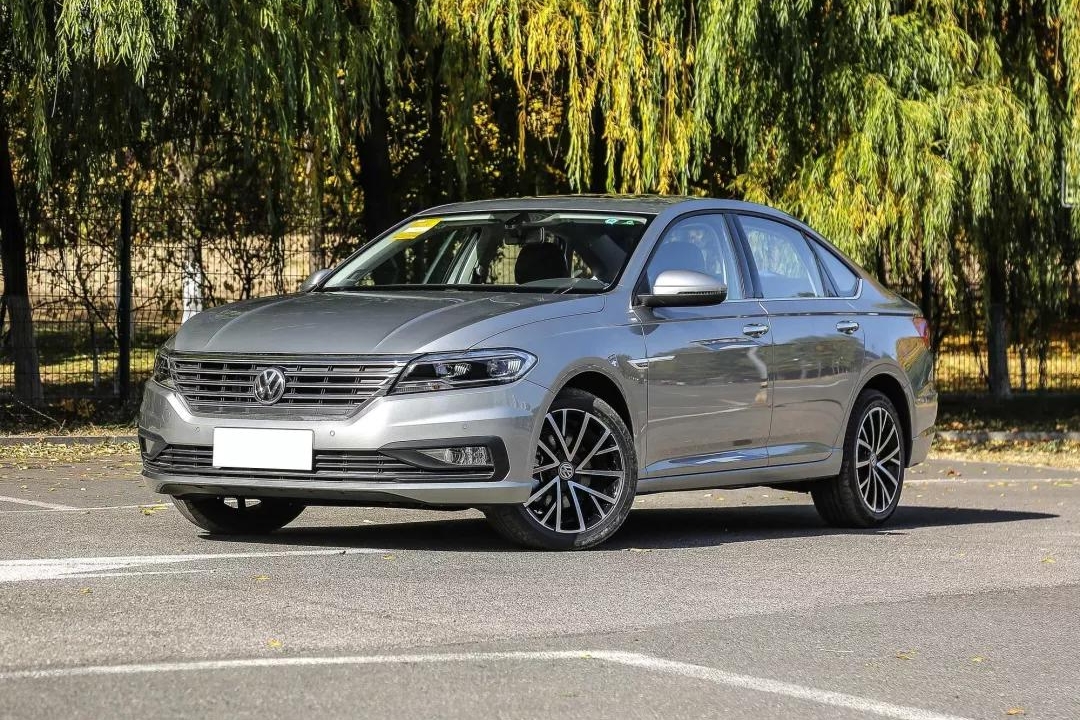 年中购车更划算！十万元预算，这些车型算是比较成功的