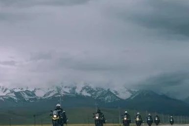 真正的摩旅圣地，中国最美、最险峻的英雄公路独库公路正式开放通行