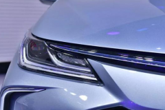 丰田全新家轿王来了，2.0L+CVT，171马力，10万碾压本田思域