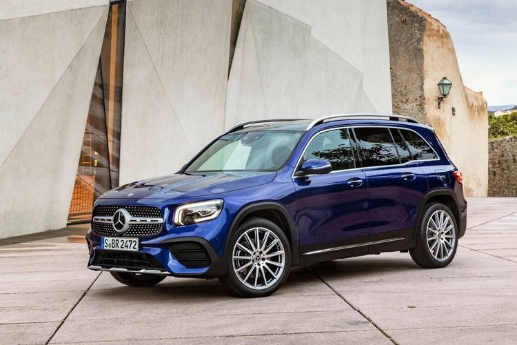 奔驰新发了一款SUV，还是7座的，可能二十几万就能买到！