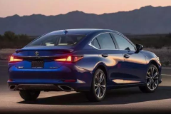 雷克萨斯又升级动力了，2.5L+8AT，GA-K平台打造，才28万