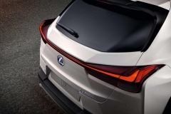 师出同门！五款“换壳车”盘点，雷克萨斯UX、沃尔沃XC40在列