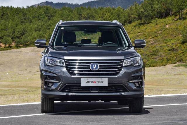 10万级中国紧凑型SUV ！长安CS75值不值得买