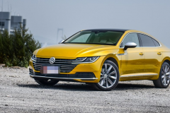 大众终于良心了！从24.68万下探至16.14万，无框门，网友拍手叫好