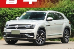 7座的空间放5个座，车友去看了大众首款轿跑SUV，特霸气！