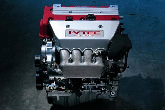 可变压缩比发动机到底是个什么东西？解析日产VC-Turbo技术！