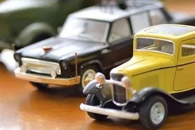 此“车模”非彼“车模” 收藏TA们是一种生活态度