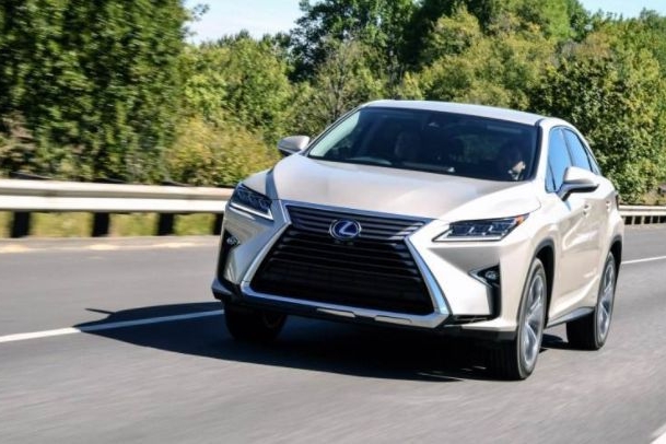 CR评出最省油四驱SUV：9款日系不意外，咋还有一美系？