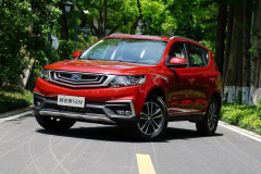 10万级国产SUV怎么选？17天甩出1.5万台，媲美大众1.4T，仅6.49万