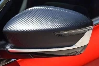 10万出头也能选到“四出排气”SUV？轴距2600mm，还有仿碳纤维后视镜