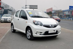 公认代步神车，油耗4毛仅2.5万，半年来却没有卖出一台