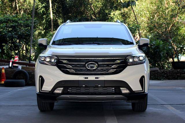 高颜值+智能化！广汽传祺GS4值得买吗？