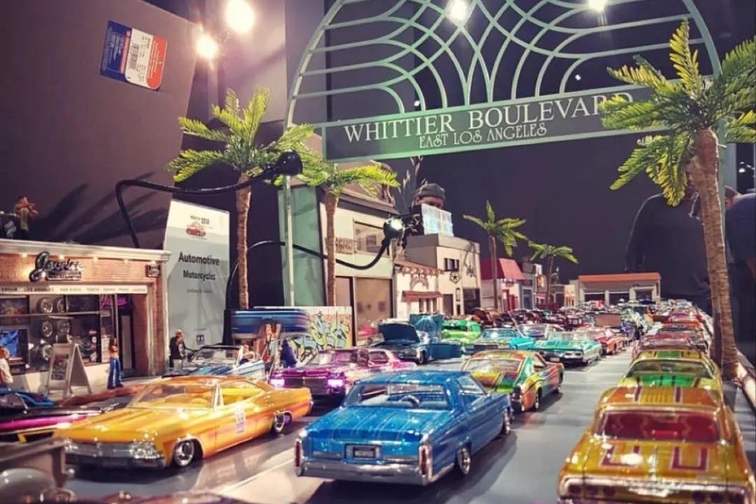 Lowrider狂热爱好者，收藏的车模就花费了几十万！