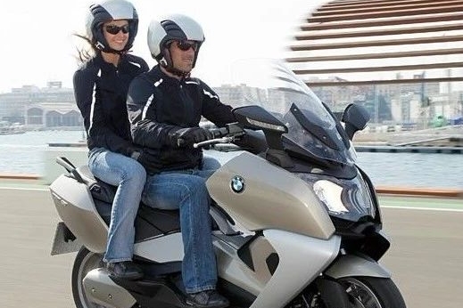 前制动软管存在隐患，宝马在国内召回部分进口 C650系列踏板车