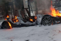 接线插电隐患多，胡乱改装要不得，电动车如何使用才能避免自燃？