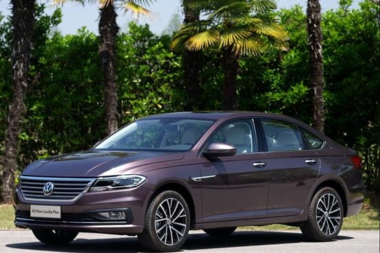 「e汽车」用实力挑战霸主，全新一代雷凌够硬核