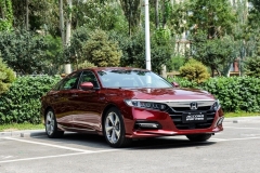 5月最火十大中型车：雅阁居首，迈腾第二，ATS-L上榜，天籁沦陷