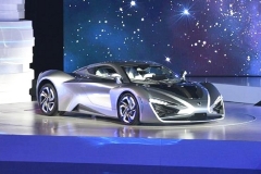 生于赛道，续航400km，零百2.59s，全球首款纯电GT超跑，来自中国