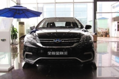 吉利功臣，搭进口变速箱，百公里5.6个油，4.39万起，值不值？