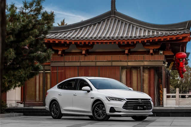 我能以7万小车吊打20万级别 不管你信不信 我信