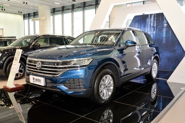 大众途锐，沃尔沃XC90，老铁们选谁？