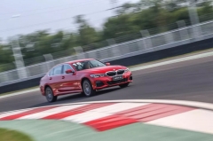 加长加大加科技，BMW 3系还是那个3系吗？