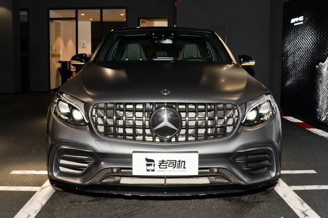 奔驰GLC溜背造型已经足够撩人  但它还是一辆更加性感的AMG车型