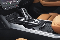 搭宝马发动机，共享宝马8成供应商的中型SUV，10多万起，卖不动？