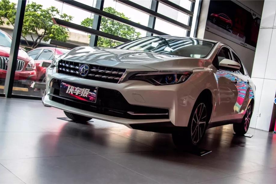 没有亮点还能卖得好，启辰D60让其它车企变柠檬精【快车体验042】