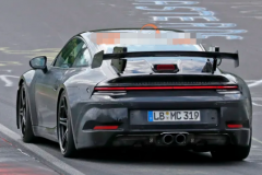 听说拥有保时捷的人都不缺妹纸，如果我有这台保时捷可以不要妹纸