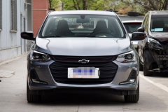 雪佛兰终于放下合资身份，6万就开卖，4毛油耗1.0T+6AT