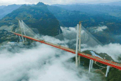 这款小型SUV配地球梦1.5T动力，峰值扭矩220N·m，百公里油耗6.1L