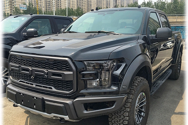 让无数男人垂涎欲滴的越野神器，老司机到店体验霸气的它！