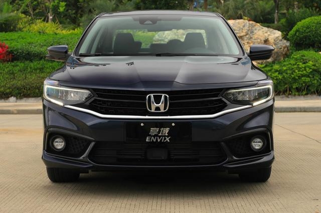 东本版凌派，整体性价比高过凌派，比朗逸轩逸更大，9万内可入