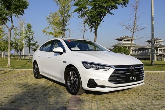 10万以内买什么车好？建议买这4款国产车，其一是中国骄傲