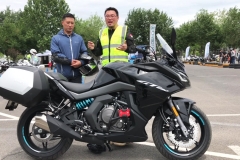摩托VLOG：聊聊春风新车CF 650GT｜照摩镜