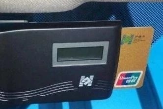交警提醒：没办ETC的车主注意！明年有好果子吃了，没办费用没优