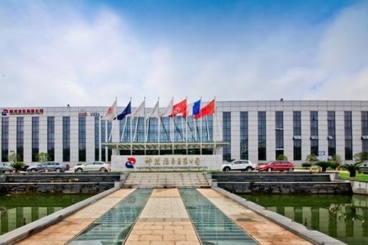 神龙汽车上半年销量暴跌60%，巨亏25亿，508L低价上市仍未热销