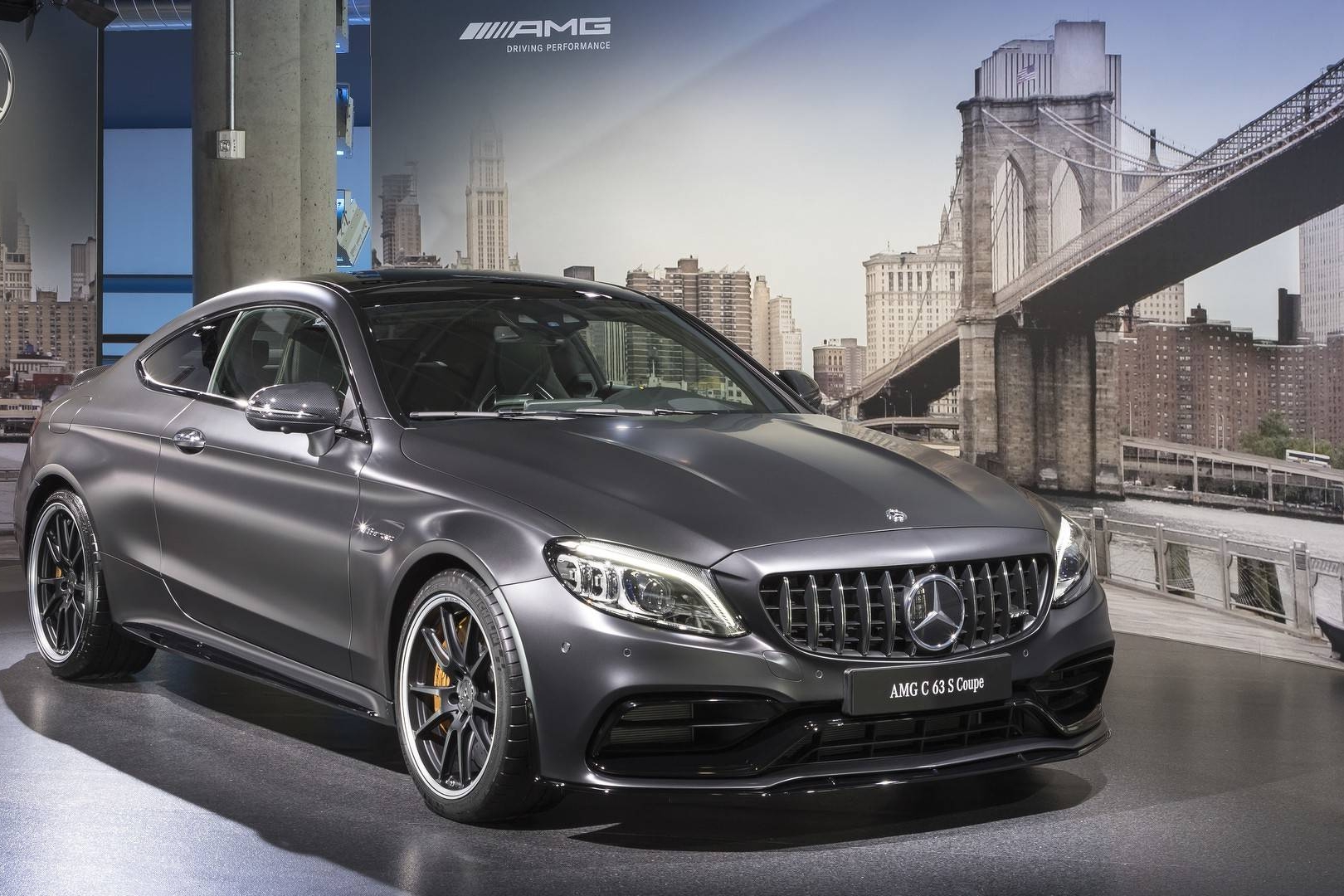 还纯粹吗？未来梅赛德斯-AMG C63将配备四驱系统