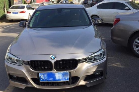 号称操控之王，年轻人首选的第一台车，宝马3系无槽点？