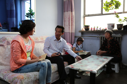 塔山煤矿”入户走访解民情“活动