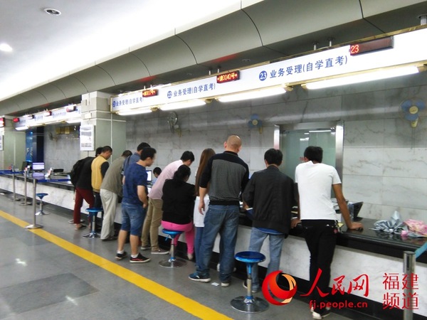 福州驾照自学直考叫好不叫座 考生呼吁完善配