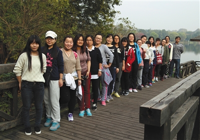南京农大第一期减脂课部分学生合影。本版图片/受访者供图
