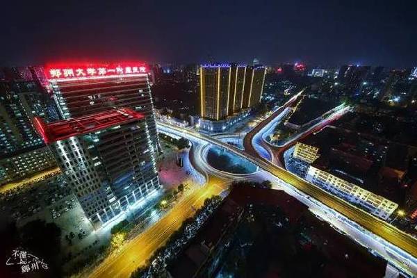 　　河医立交 图/宋鑫一