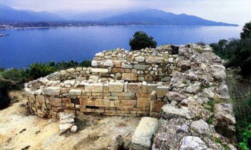 　　希腊称发现古希腊哲学家亚里士多德陵墓