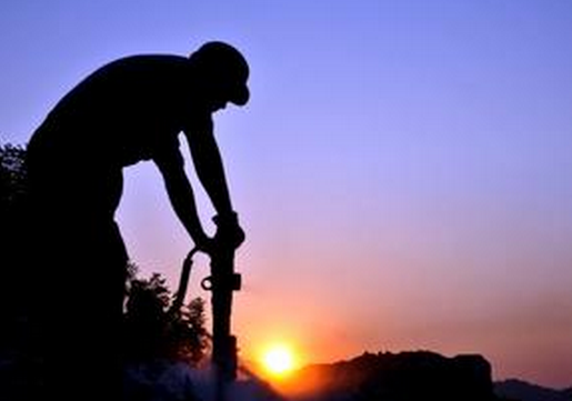 中考高考市政工地全天候放假!停工待学生考