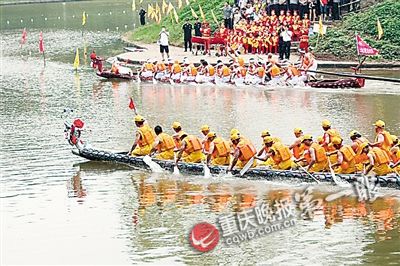 到江津塘河古镇划乌篷船